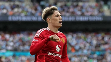 El futbolista que se quedó afuera de la Selección por Alejandro Garnacho