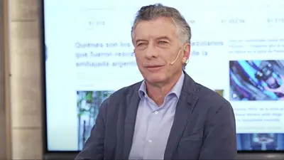 Macri hablaba lento en una entrevista y contó que estaba medicado: "Juliana me dio unas gotas" Macri hablaba lento en una entrevista y contó que estaba medicado: "Juliana me dio unas gotas"