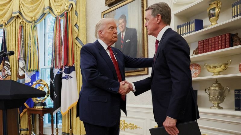 Trump sugiere que China dio primer paso para reunión sobre comercio