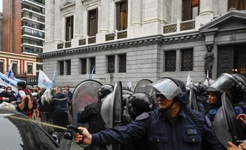 Hubo más detenidos y heridos en los primeros seis meses de 2025 que en todo 2024 | Represión 