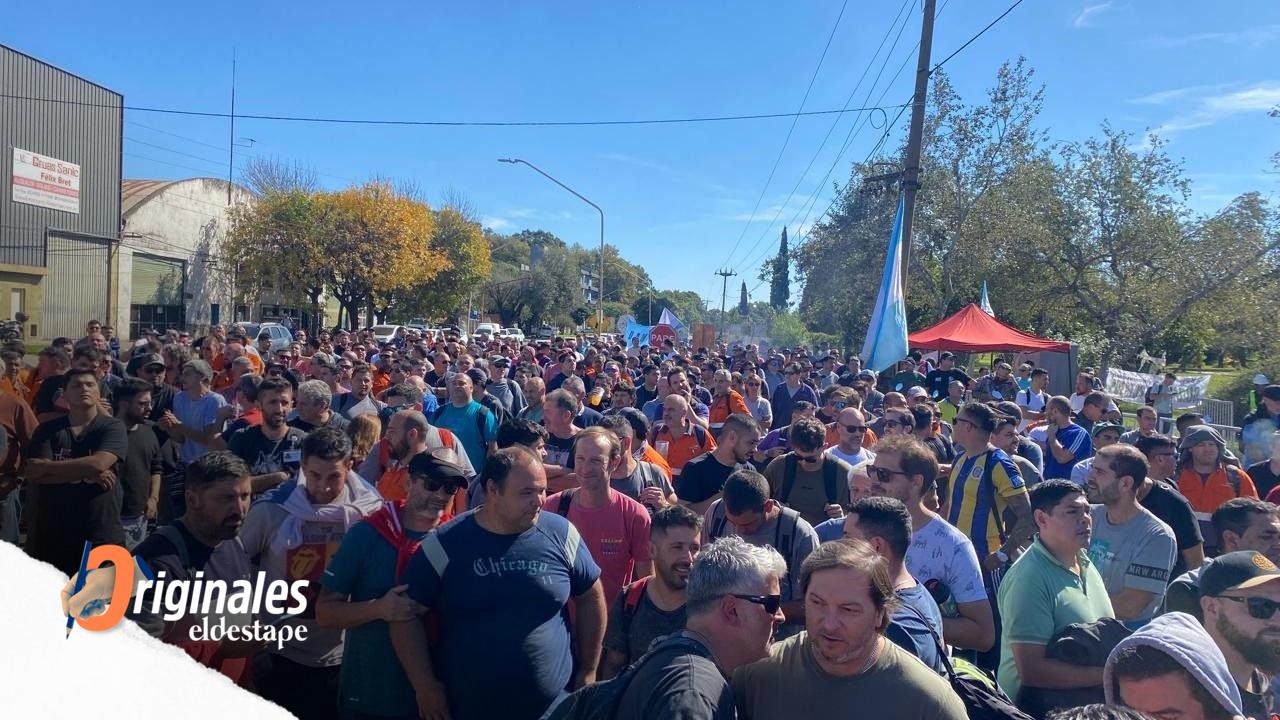 Los trabajadores de Acindar se plantaron y consiguieron una recomposición salarial
