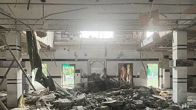 Se oye una explosión en Lahore, Pakistán, en medio de la tensión con la India, según un testigo de Reuters Se oye una explosión en Lahore, Pakistán, en medio de la tensión con la India, según un testigo de Reuters