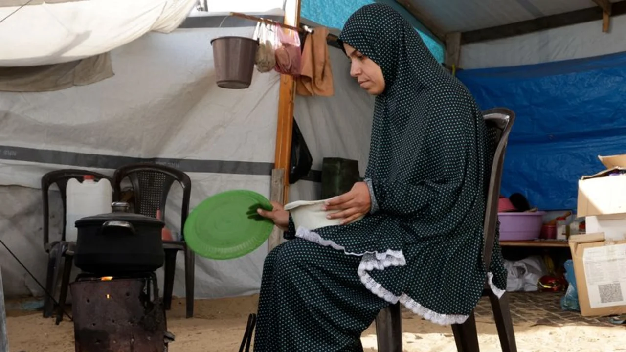 Decenas de cocinas comunitarias de Gaza cierran al agotarse el suministro y se agrava el hambre