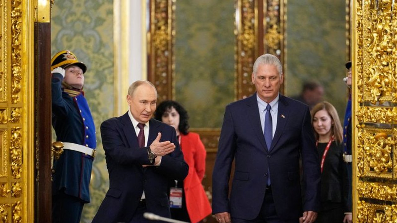Rusia promete invertir 1.000 millones de dólares en su aliada Cuba de aquí a 2030