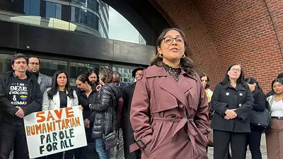 Gobierno Trump pide a Corte Suprema que intervenga en intento de revocar estatus legal de migrantes Gobierno Trump pide a Corte Suprema que intervenga en intento de revocar estatus legal de migrantes