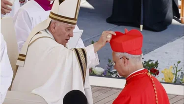 El día que el papa Francisco nombró cardenal a Robert Prevost