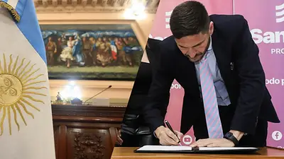 Pullaro lamentó el rechazo a Ficha Limpia y confirmó que buscará incluirla en la nueva Constitución de Santa Fe Pullaro lamentó el rechazo a Ficha Limpia y confirmó que buscará incluirla en la nueva Constitución de Santa Fe