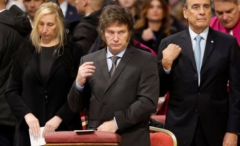 El Gobierno felicitó al nuevo Papa y Milei viajará a su asunción | Papa león xiv