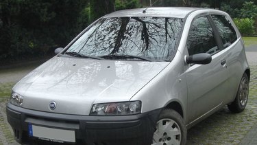 Vuelve el famoso Fiat Punto: así se ve el modelo 2025 "hecho en Argentina"