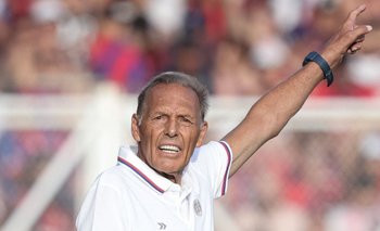Russo borró a dos jugadores en San Lorenzo que llegaron con Moretti | San lorenzo