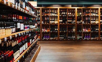 Efecto Milei: las ventas de vino cayeron un 30% interanual | Crisis económica