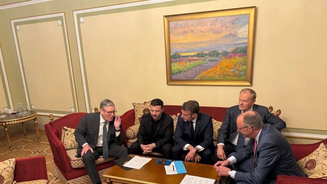 Líderes europeos se reúnen con Zelenski en Kiev para presionar a Rusia por alto el fuego de 30 días