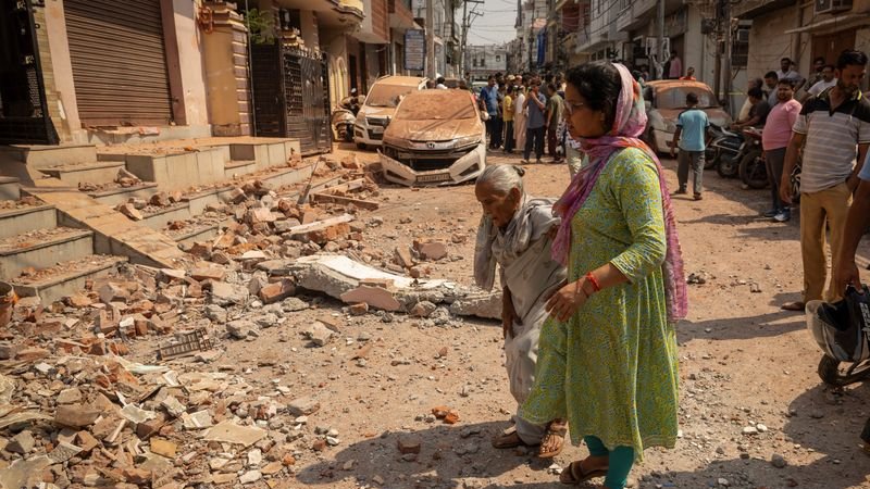 India y Pakistán acuerdan un alto el fuego inmediato