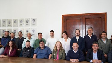 Chubut: Torres reunió a todos los intendentes e impulsa un pacto fiscal para bajar ingresos brutos en la provincia 