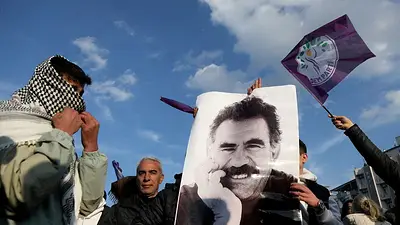 El PKK kurdo se disuelve y pone fin a la insurgencia en Turquía, según una agencia vinculada al PKK El PKK kurdo se disuelve y pone fin a la insurgencia en Turquía, según una agencia vinculada al PKK