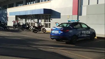 Violencia narco en Rosario: quinta bandera con mensajes mafiosos en menos de una semana Violencia narco en Rosario: quinta bandera con mensajes mafiosos en menos de una semana