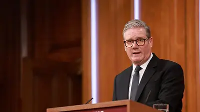 El primer ministro británico promete un gran descenso de la inmigración El primer ministro británico promete un gran descenso de la inmigración