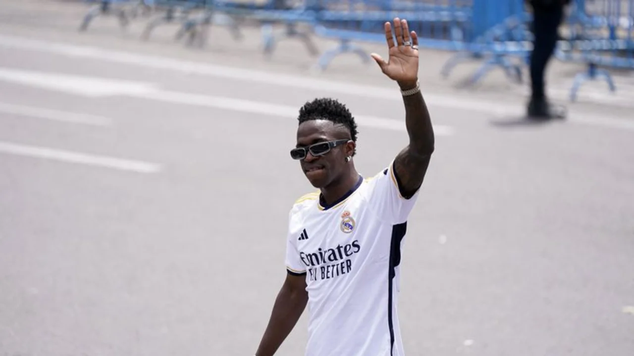 Vinicius y Vázquez se suman a las bajas del Real Madrid