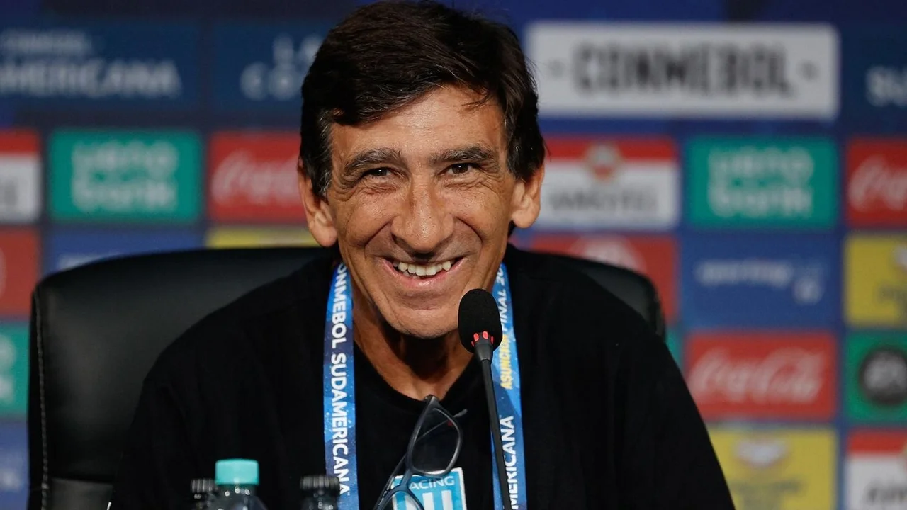 Sonríe Costas: Racing se ilusiona con un regreso inesperado para la Copa Libertadores