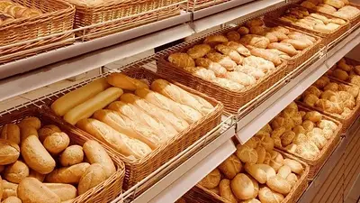 Por la crisis de Milei, las ventas en las panaderías cayeron hasta un 40% y muchos locales cerraron Por la crisis de Milei, las ventas en las panaderías cayeron hasta un 40% y muchos locales cerraron