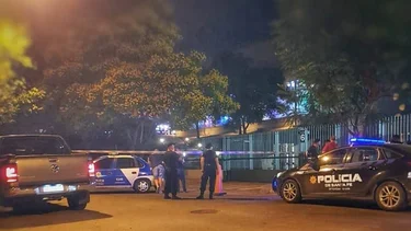 Violencia: una nueva balacera se registró en las afueras de Rosario e investigan si fue un mensaje mafioso