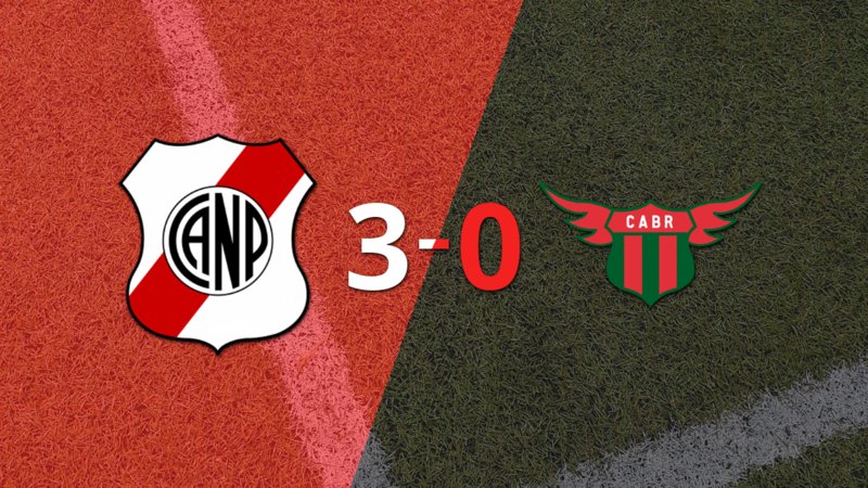 Nacional Potosí le pasó por encima a Boston River con doblete de Diego Diellos