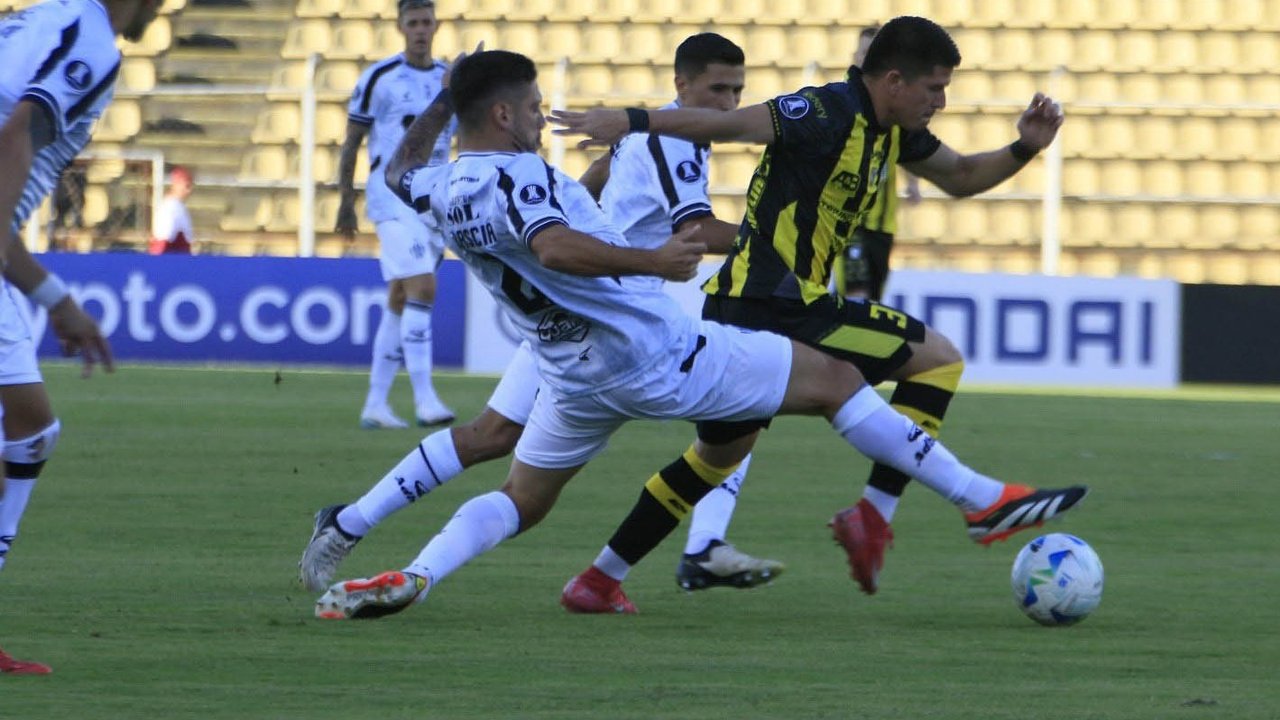  Central Córdoba de Santiago del Estero en la Copa Libertadores, a un paso de una clasificación histórica