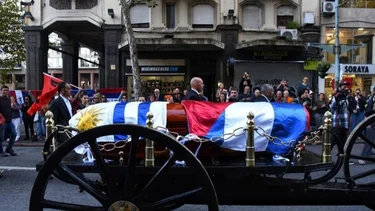 Miles de personas despiden al Pepe Mujica en Uruguay