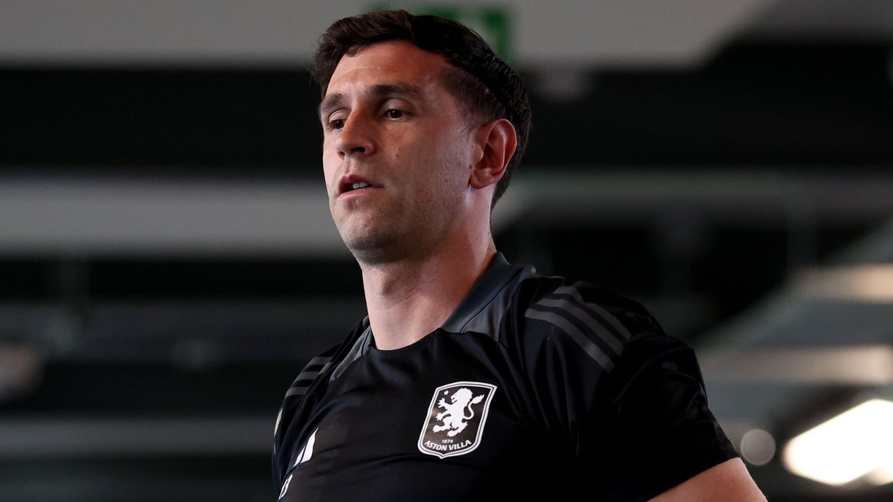 Dibu Martínez, Aston Villa, Selección Argentina, mercado de pases