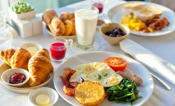 Hay que tomarse media hora para desayunar, según los expertos | Recetas de cocina