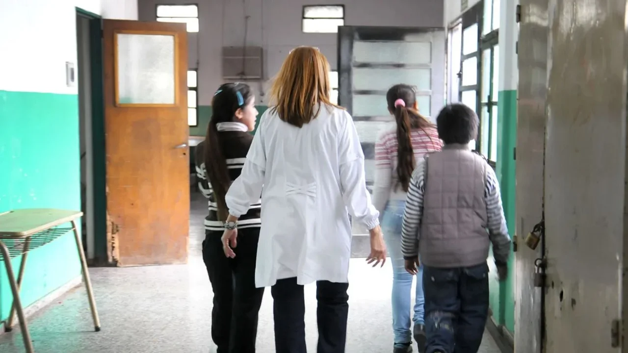 Paritarias: la provincia de Buenos Aires dará trabajadores bonaerenses un incremento escalonado del 10%