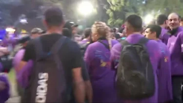 Escándalo en el acto de cierre de La Libertad Avanza: "Nos pagan, nos dan $25.000"