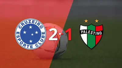 Cruzeiro se impone con remontada 2-1 sobre Palestino, tras un gol agónico Cruzeiro se impone con remontada 2-1 sobre Palestino, tras un gol agónico