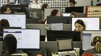 El Gobierno echará a cientos de estatales que no aprobaron un examen: "Es ilegal" El Gobierno echará a cientos de estatales que no aprobaron un examen: "Es ilegal"