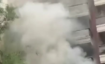 Dos asistidos por un incendio en un edificio de Villa Pueyrredón | Incendio