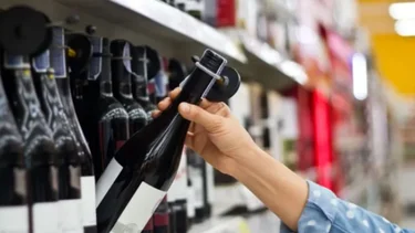 A qué hora se puede comprar alcohol tras las elecciones 2025 en CABA
