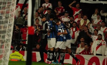 Los errores de Pezzella y Martínez Quarta que le costaron dos goles a River | River plate