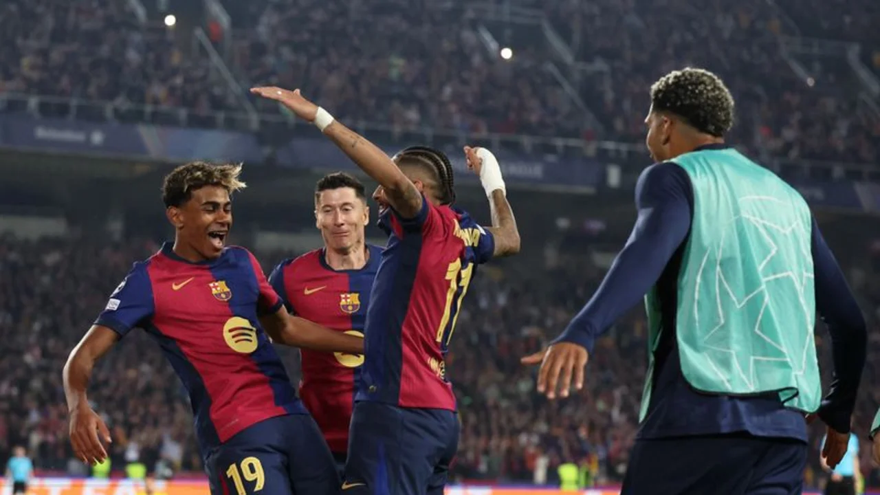 Raphinha elogia al "niño de los pies de oro" Yamal tras el título del Barça en LaLiga