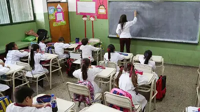 Chicos en clases Chicos en clases