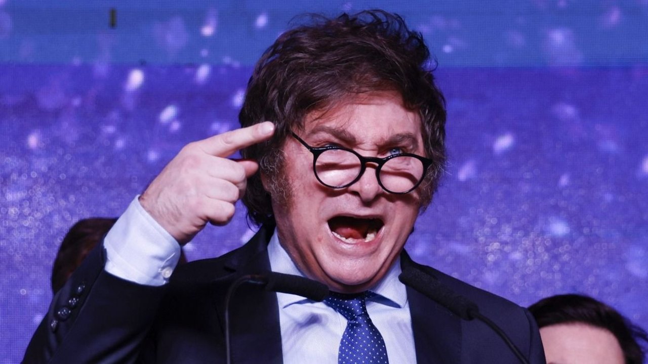 Javier Milei mintió: dijo que en mayo las reservas iban a ser de U$S 50 mil millones y ahora no llegan ni a U$S 40 mil millones