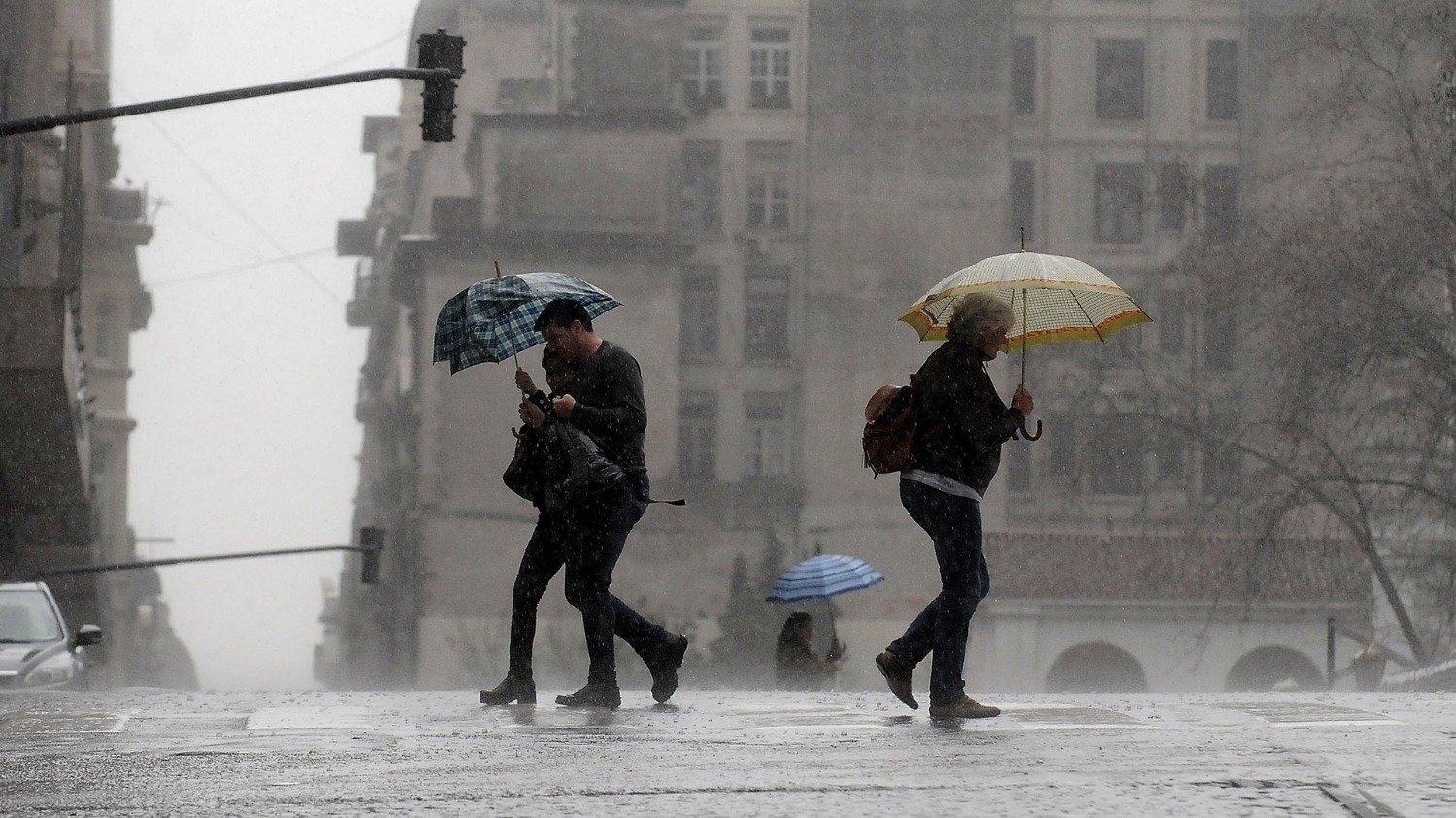 tijeras, lluvia, lluvias, tormentas, amba, caba, buenos aires