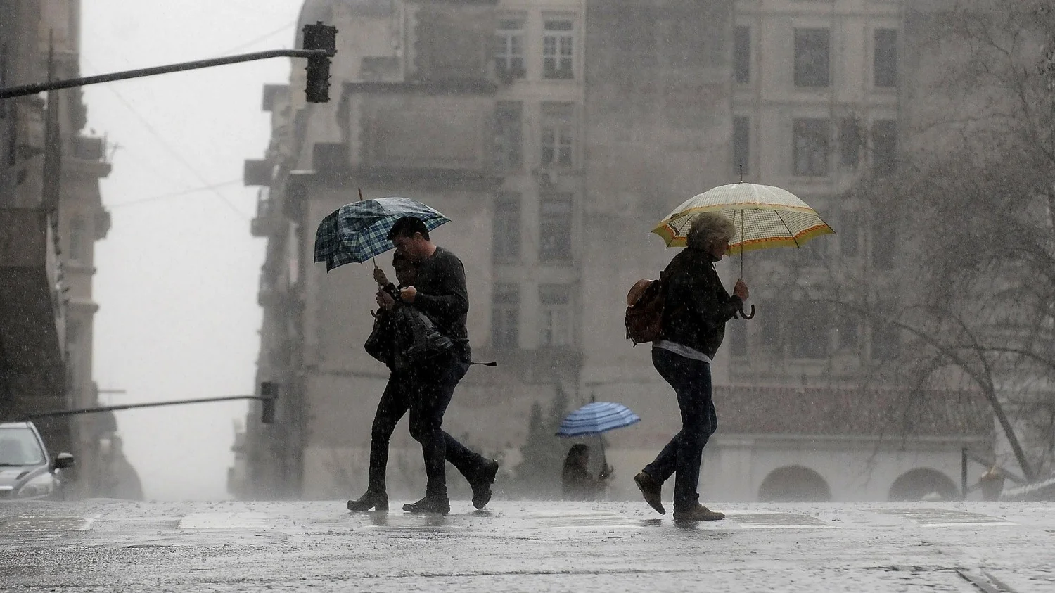 tijeras, lluvia, lluvias, tormentas, amba, caba, buenos aires