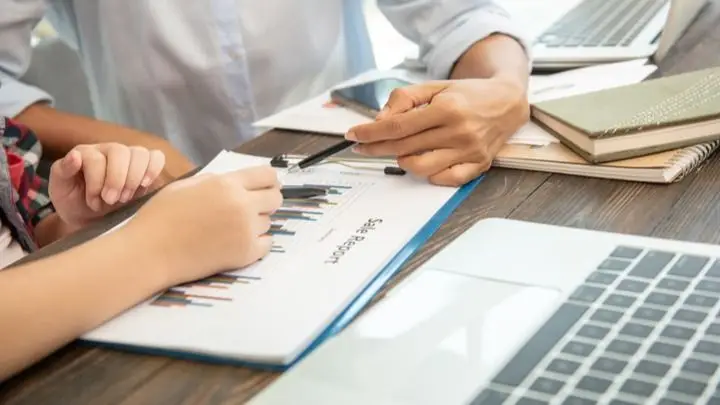 Explorar el rol de la educación en el desarrollo económico es clave para entender el futuro de la región