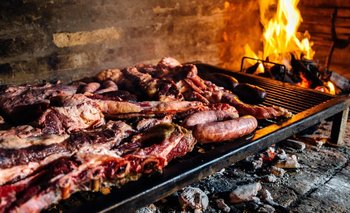 ¿Qué tipo de guarnición se debe usar para acompañar al asado? | Comida