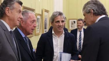 La CGT desinfla el fantasma Caputo y cierra paritarias a sus espaldas