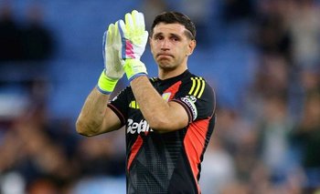 El llanto de Dibu Martínez para despedirse de Aston Villa: qué ofertas tiene | Selección argentina