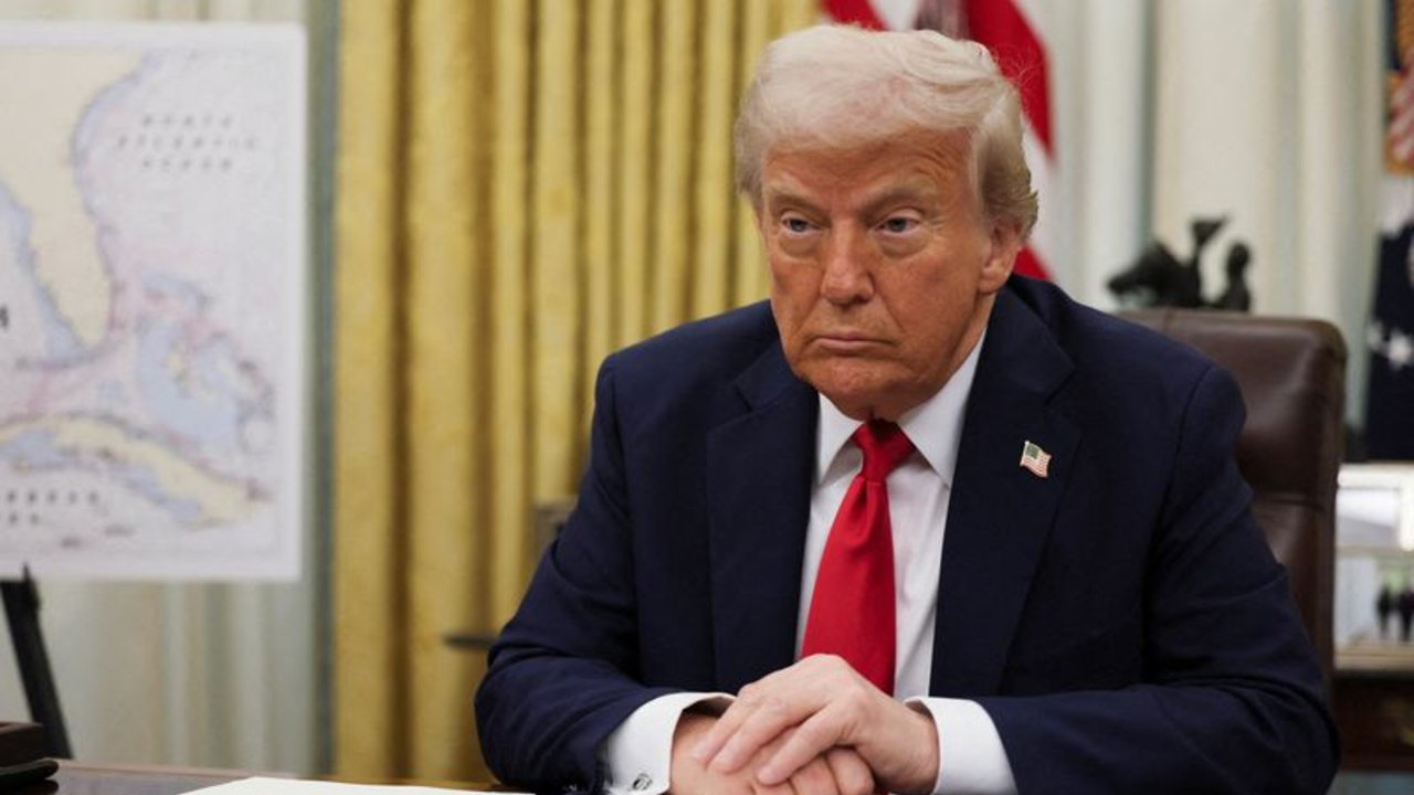Trump dice que hablará con Putin y Zelenski el lunes