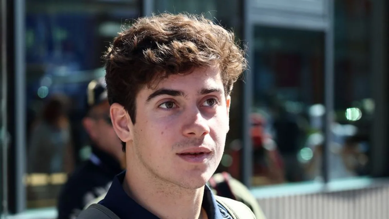 Colapinto es retirado de la parrilla por irrumpir en el pit lane