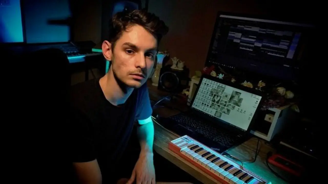La evolución de Evar, productor clave del nuevo sonido argentino.