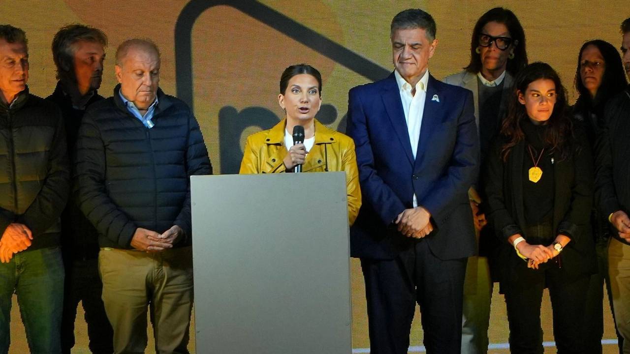 La Libertad Avanza recibió los primeros llamados de los derrotados del PRO